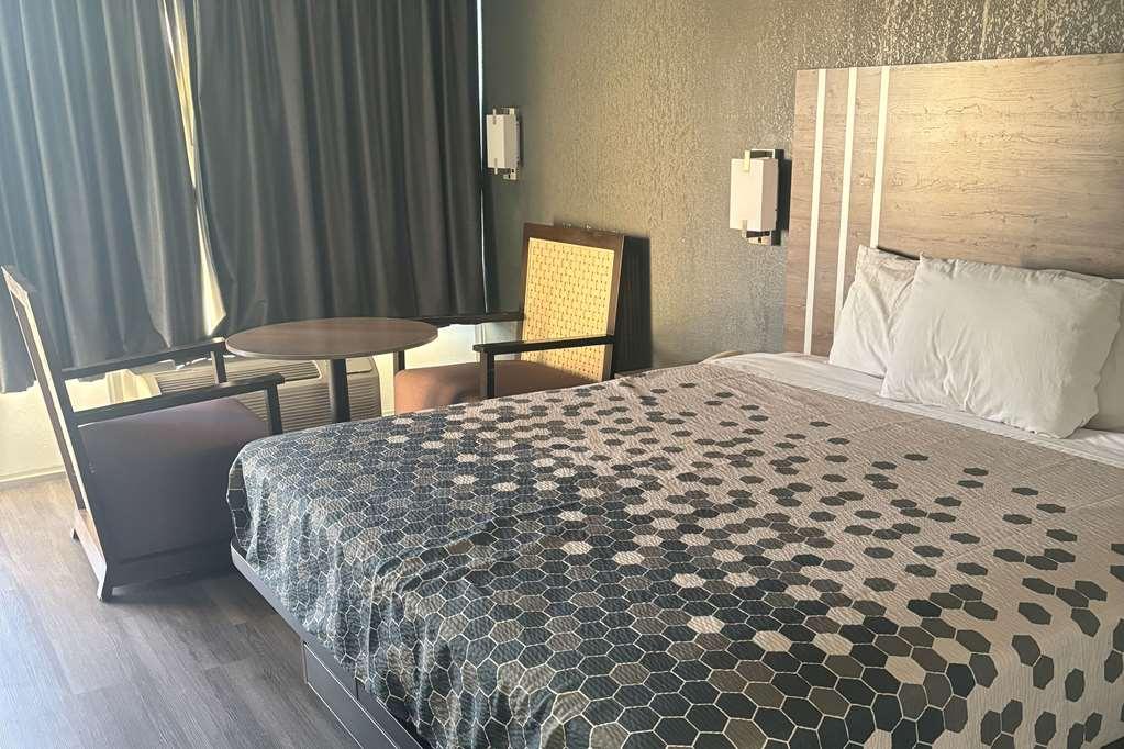 Econo Lodge Calhoun Habitación foto